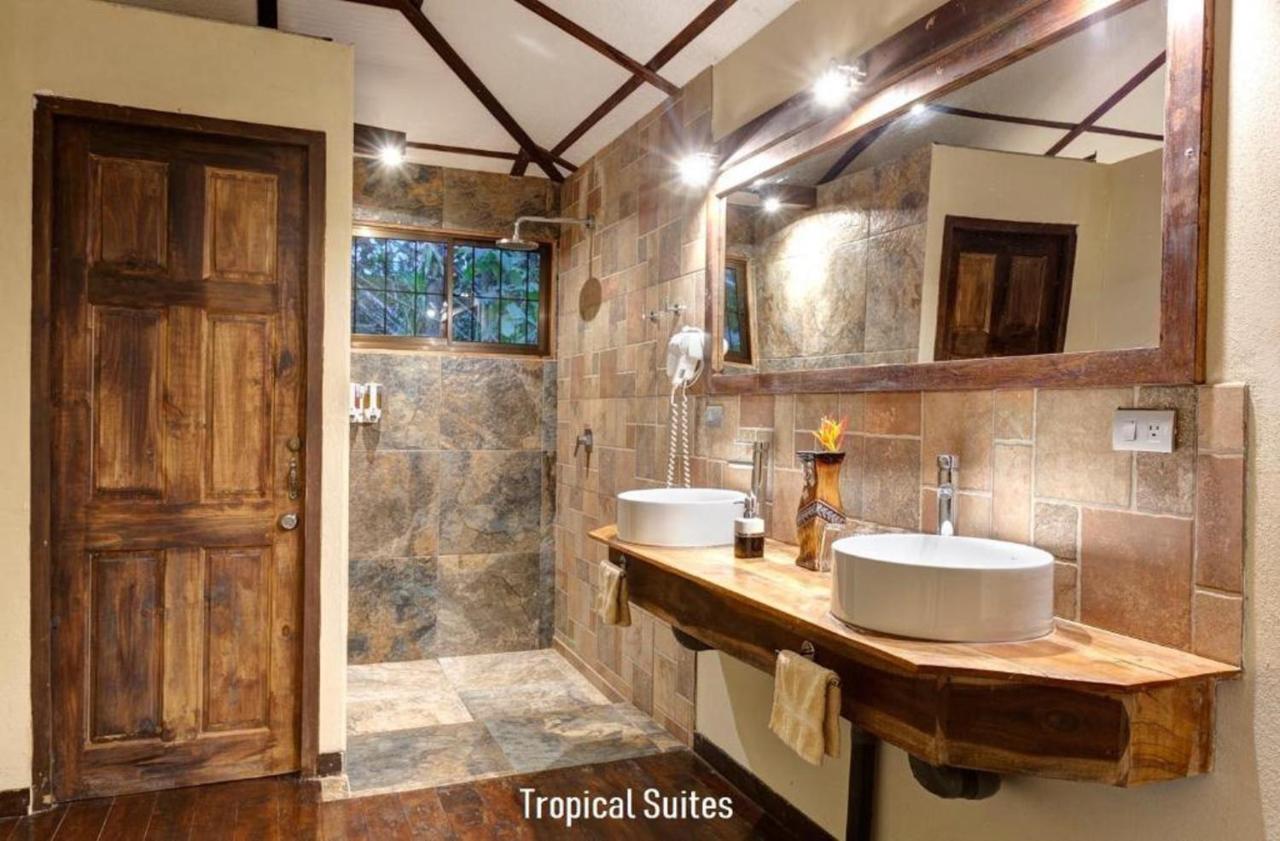 Tropical Suites & Villas La Fortuna Exteriör bild