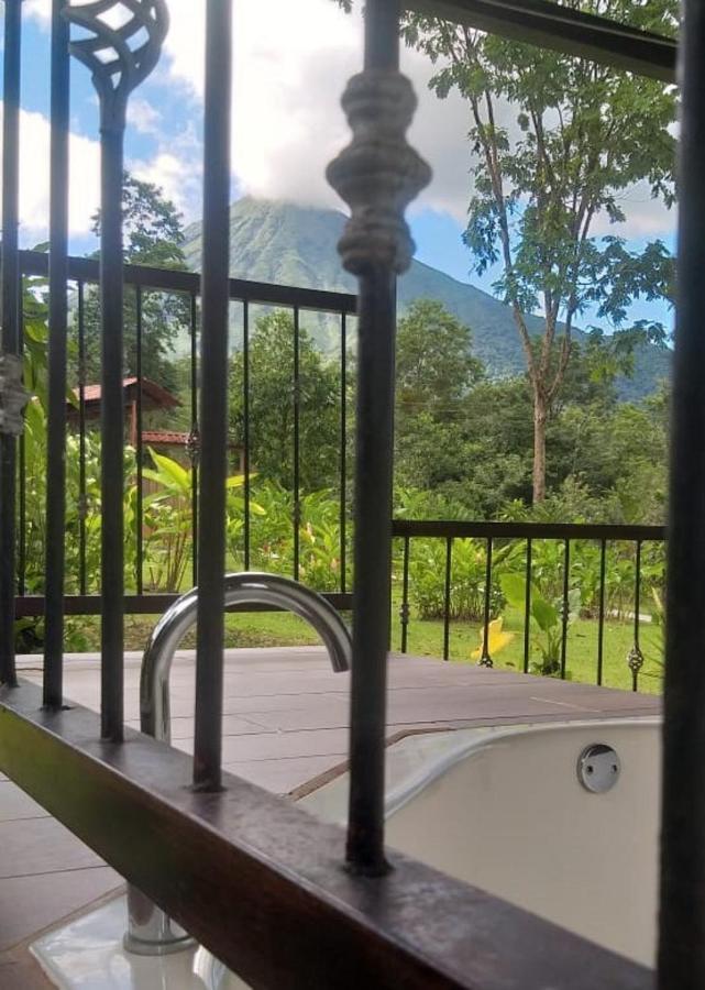 Tropical Suites & Villas La Fortuna Exteriör bild